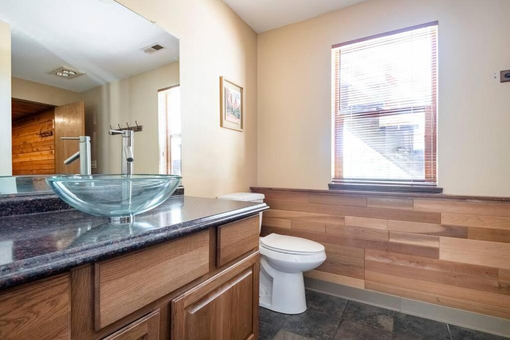 Private Hot Tub Overlooking Pikes Peak ウッドランド・パーク エクステリア 写真