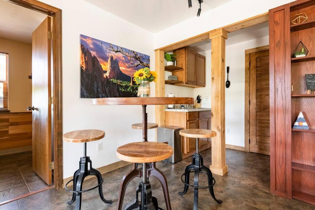 Private Hot Tub Overlooking Pikes Peak ウッドランド・パーク エクステリア 写真